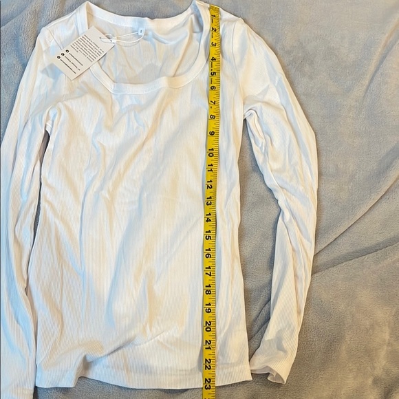 NEW White Ribbed Scoop Neck Long Sleeve Shirt - Picture 7 of 8